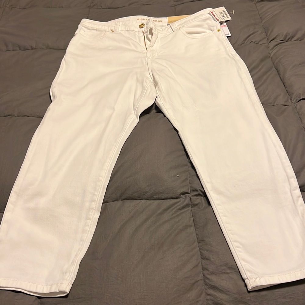 Michael Kors Izzy Cropped Skinny jeans. NWT size 10